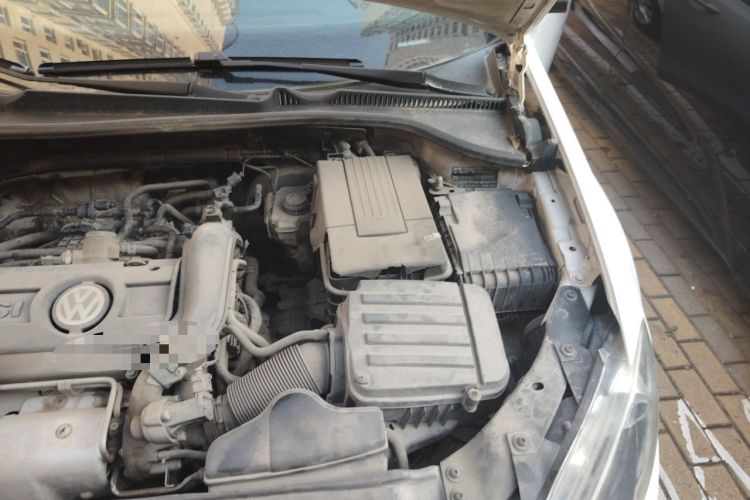 Used Volkswagen Golf 2012 1.4 TSI Automatic Comfort Edition Engine Bay Left