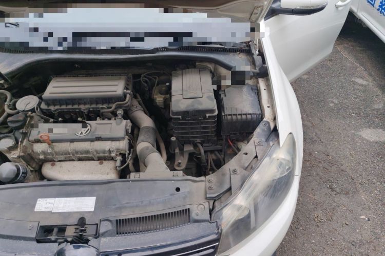 Used Volkswagen Golf 2012 1.6L Automatic Fashion Model Engine Bay Left