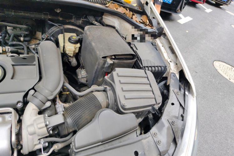 Used Volkswagen Golf 2012 1.4 TSI Manual Comfort Edition Engine Bay Left