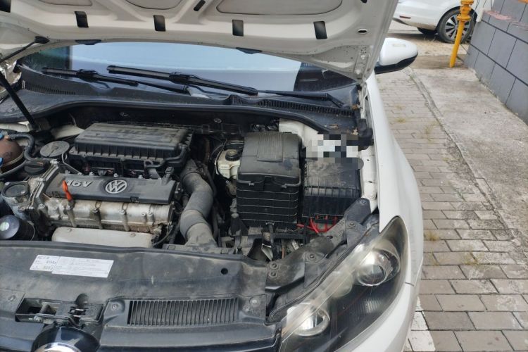 Used Volkswagen Golf 2012 1.6 Manual Comfort Edition Engine Bay Left