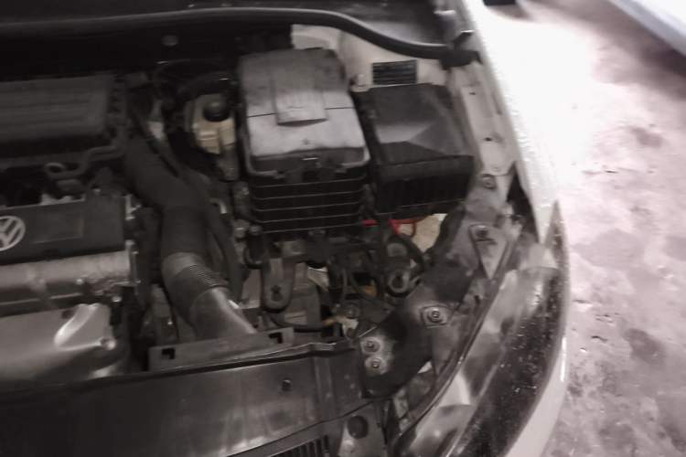 Used Volkswagen Golf 2012 1.6L Automatic Comfort Model Engine Bay Left