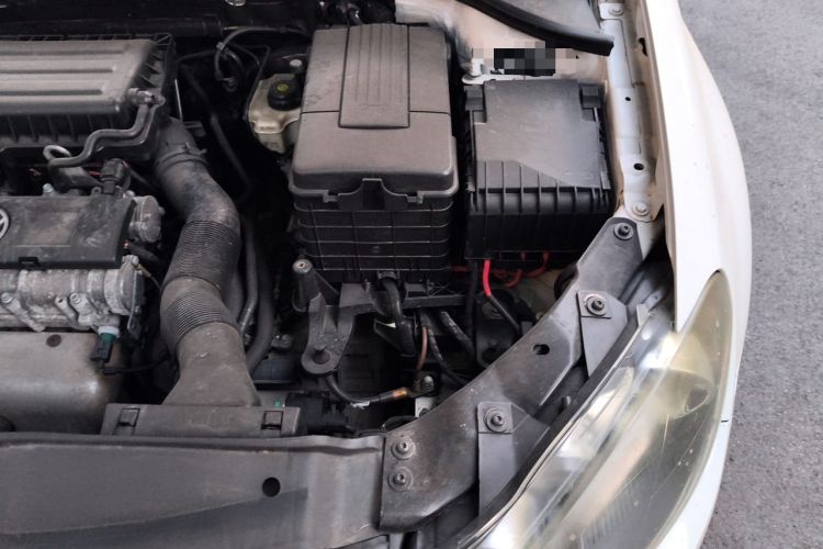 Used Volkswagen Golf 2012 1.6L Automatic Comfort Model Engine Bay Left