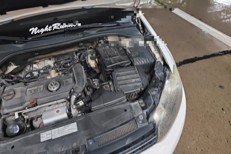 Used Volkswagen Golf 2012 1.4 TSI BlueMotion Edition Engine Bay Left