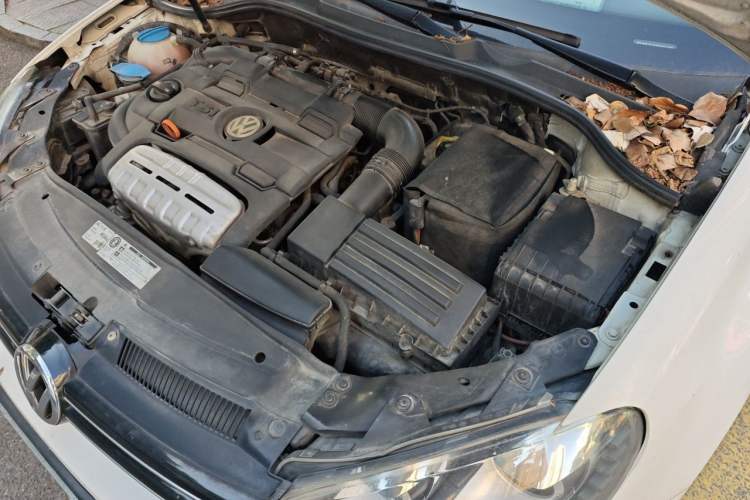 Used Volkswagen Golf 2012 1.4TSI Luxury Convertible Edition Engine Bay Left