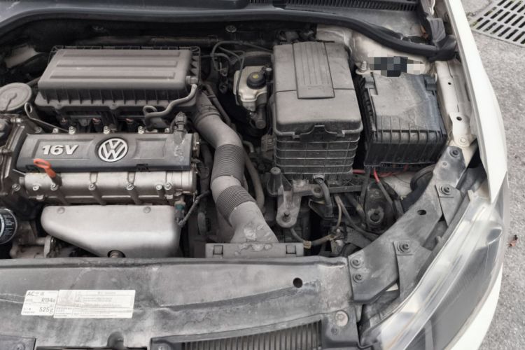 Used Volkswagen Golf 2012 1.6L Automatic Comfort Model Engine Bay Left