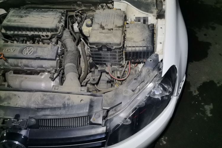 Used Volkswagen Golf 2012 1.6L Automatic Comfort Model Engine Bay Left