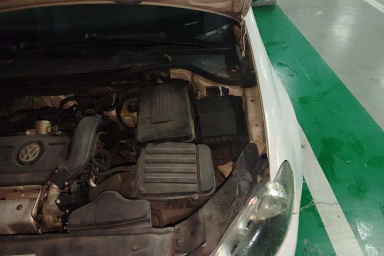 Used Volkswagen Golf 2012 1.4 TSI Automatic Comfort Edition Engine Bay Left