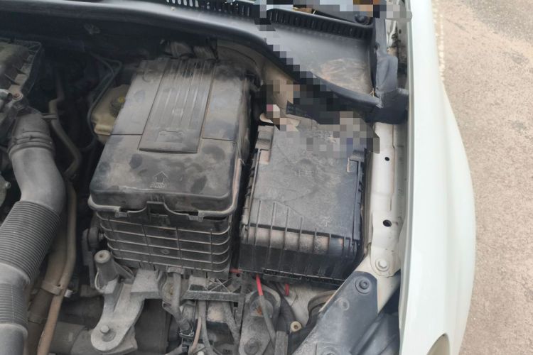 Used Volkswagen Golf 2012 1.6 Manual Fashion Edition Engine Bay Left