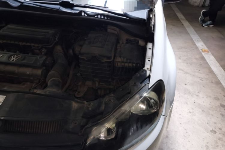 Used Volkswagen Golf 2012 1.6L Automatic Comfort Model Engine Bay Left
