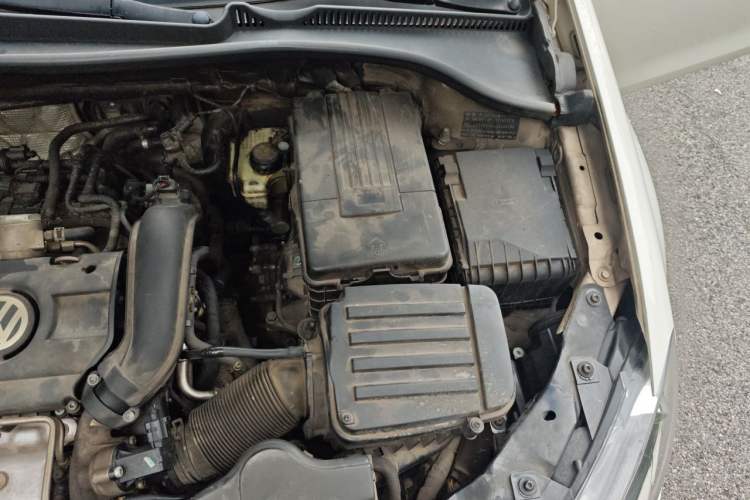 Used Volkswagen Golf 2012 1.4 TSI Automatic Comfort Edition Engine Bay Left