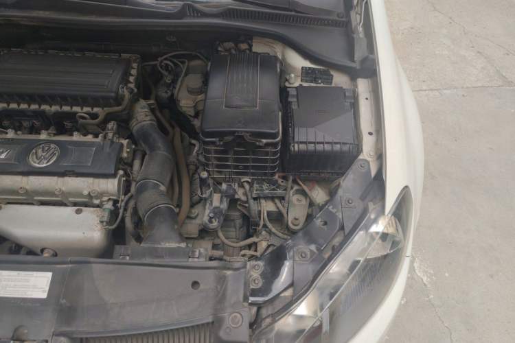 Used Volkswagen Golf 2012 1.6L Automatic Comfort Model Engine Bay Left