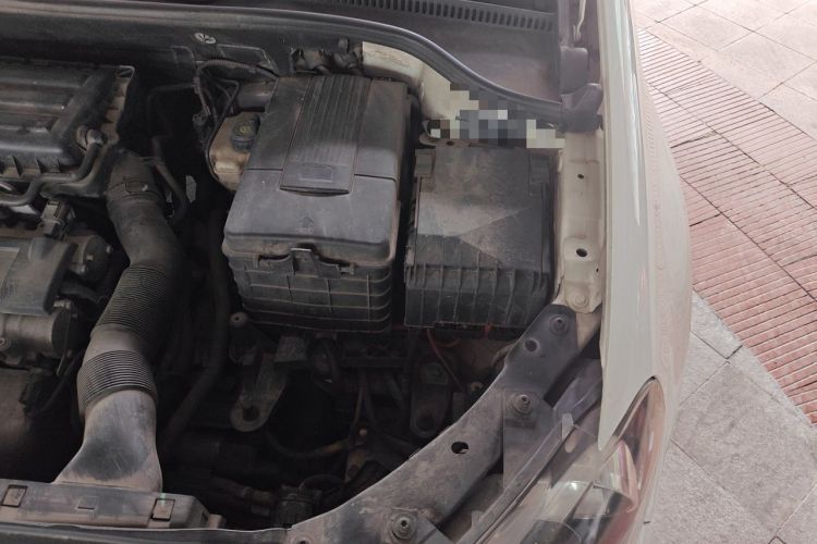 Used Volkswagen Golf 2012 1.6L Automatic Comfort Model Engine Bay Left