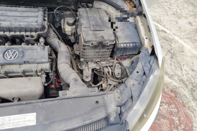 Used Volkswagen Golf 2012 1.6L Automatic Comfort Model Engine Bay Left