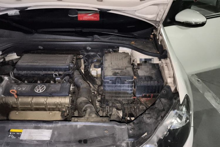 Used Volkswagen Golf 2012 1.6L Automatic Comfort Model Engine Bay Left