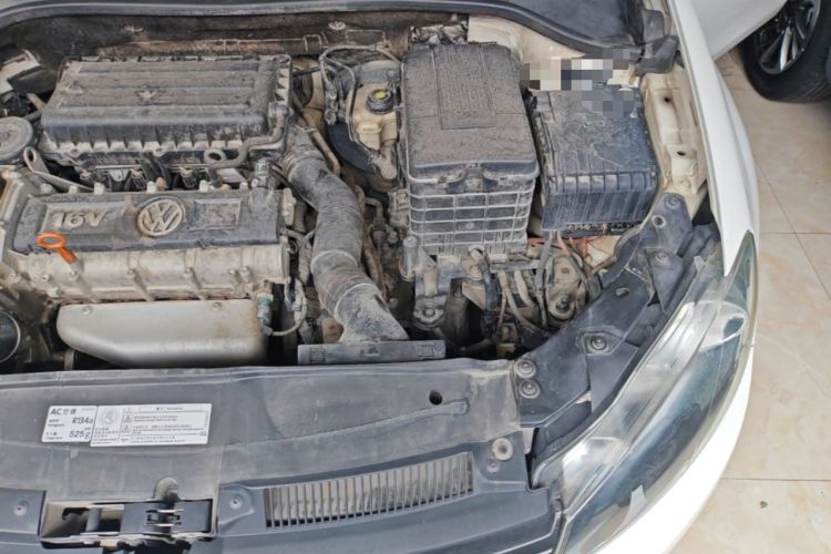Used Volkswagen Golf 2012 1.6L Automatic Comfort Model Engine Bay Left
