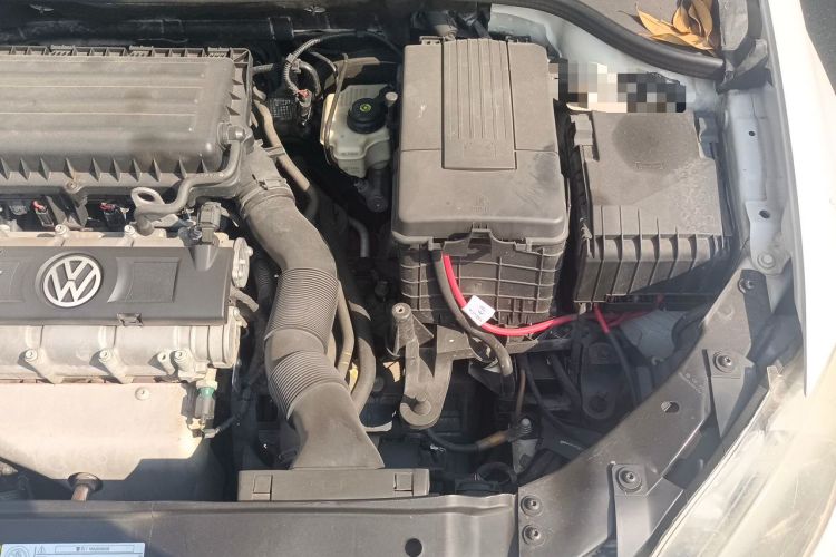 Used Volkswagen Golf 2012 1.6L Automatic Fashion Model Engine Bay Left