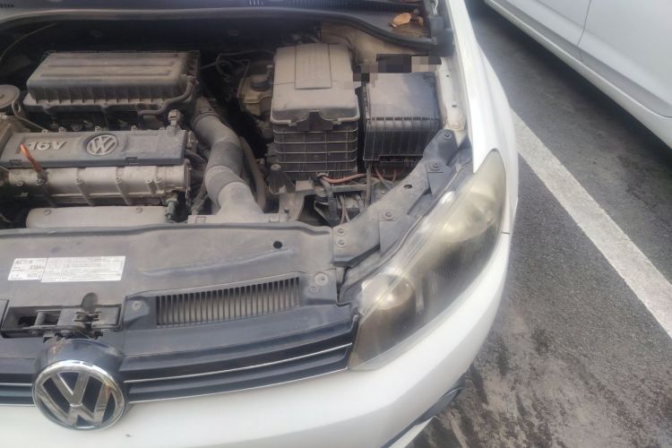 Used Volkswagen Golf 2012 1.6L Automatic Comfort Model Engine Bay Left