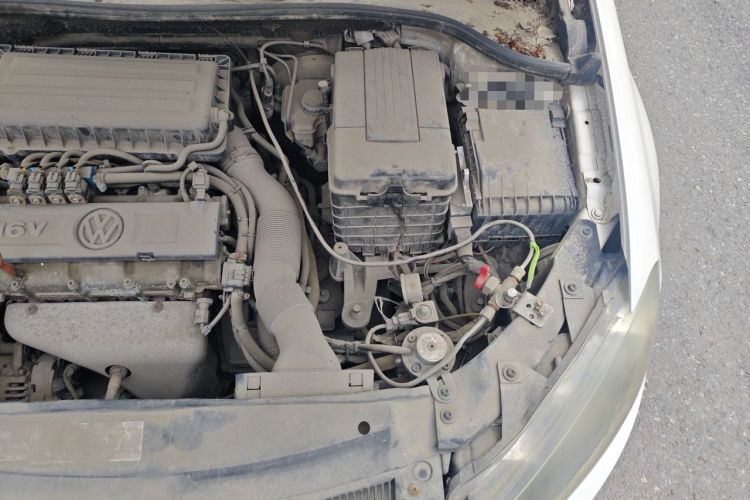 Used Volkswagen Golf 2012 1.6L Automatic Comfort Model Engine Bay Left