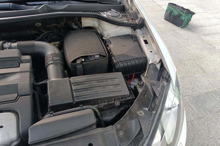 Used Volkswagen Golf 2012 1.4TSI Luxury Convertible Edition Engine Bay Left