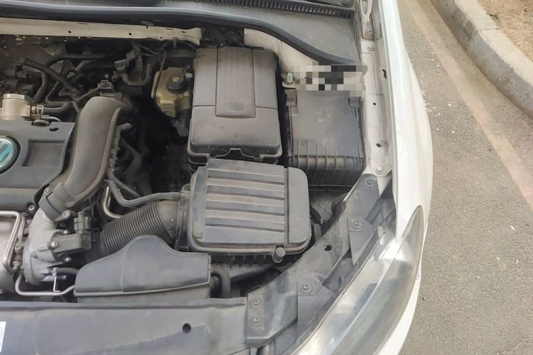 Used Volkswagen Golf 2012 1.4 TSI Automatic Comfort Edition Engine Bay Left