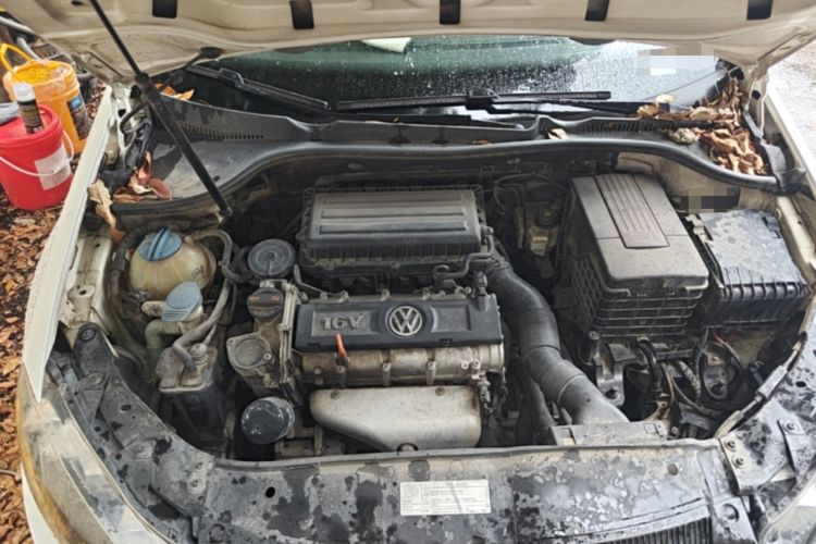 Used Volkswagen Golf 2012 1.6L Automatic Fashion Model Engine Bay