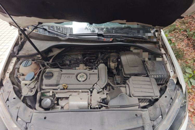 Used Volkswagen Golf 2012 1.4 TSI Automatic Comfort Edition Engine Bay