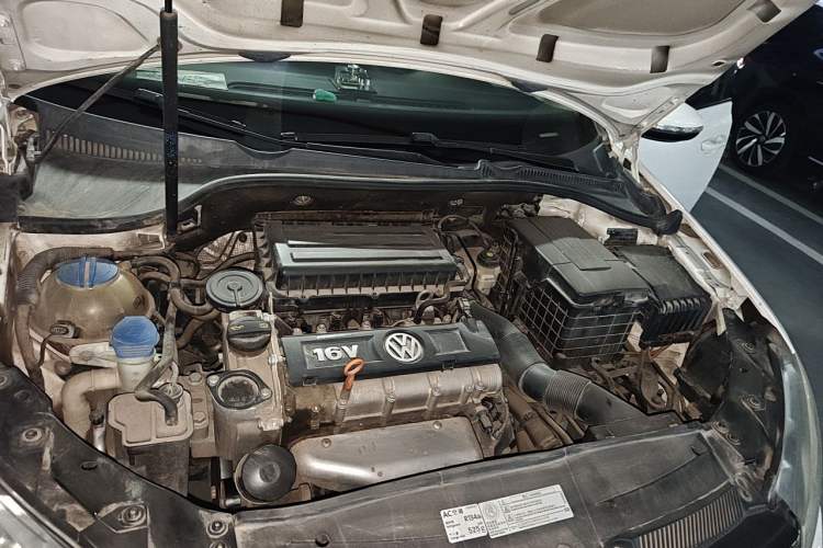 Used Volkswagen Golf 2012 1.6L Automatic Comfort Model Engine Bay