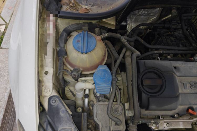 Used Volkswagen Golf 2012 1.4 TSI Automatic Comfort Edition Engine Bay Right