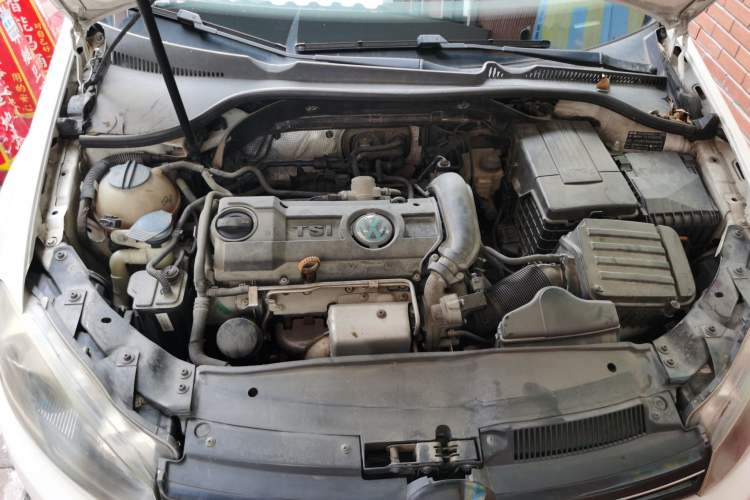 Used Volkswagen Golf 2012 1.4 TSI Automatic Comfort Edition Engine Bay Right