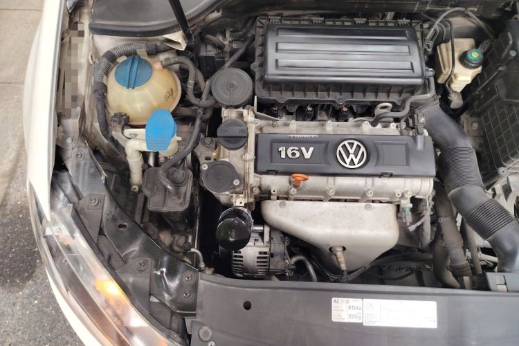Used Volkswagen Golf 2012 1.6L Automatic Fashion Model Engine Bay Right