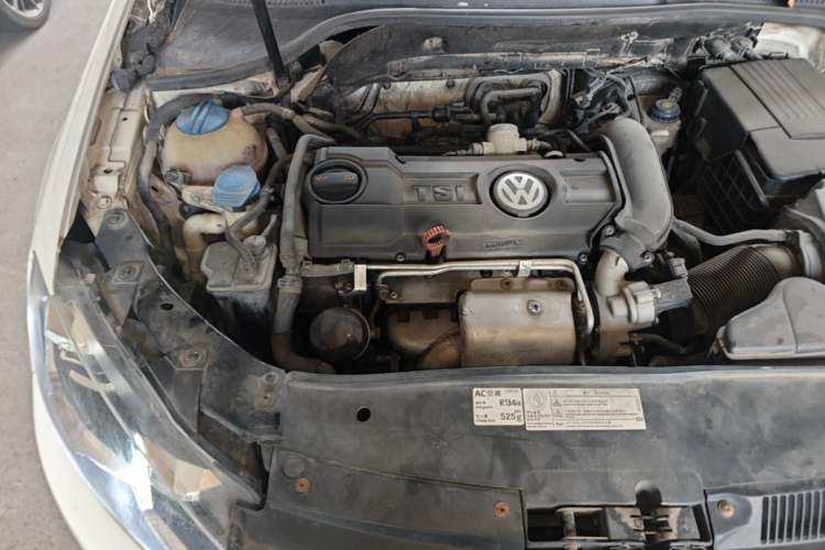 Used Volkswagen Golf 2012 1.4 TSI Automatic Comfort Edition Engine Bay Right