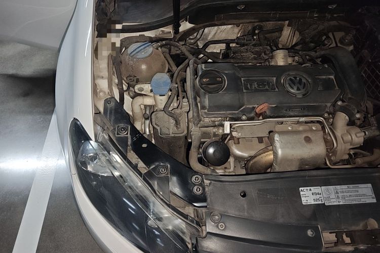 Used Volkswagen Golf 2012 1.4 TSI Automatic Comfort Edition Engine Bay Right