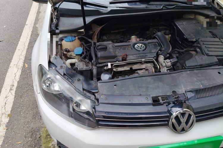 Used Volkswagen Golf 2012 1.4 TSI Automatic Comfort Edition Engine Bay Right