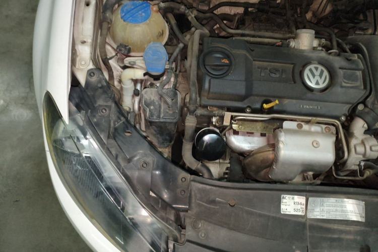 Used Volkswagen Golf 2012 1.4 TSI Automatic Comfort Edition Engine Bay Right