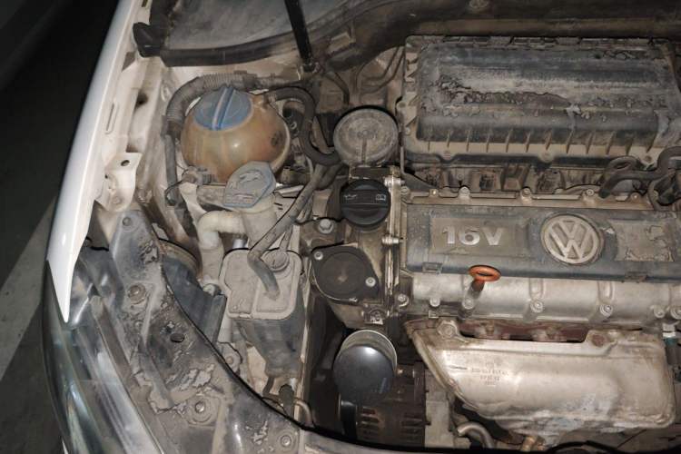 Used Volkswagen Golf 2012 1.6L Automatic Comfort Model Engine Bay Right