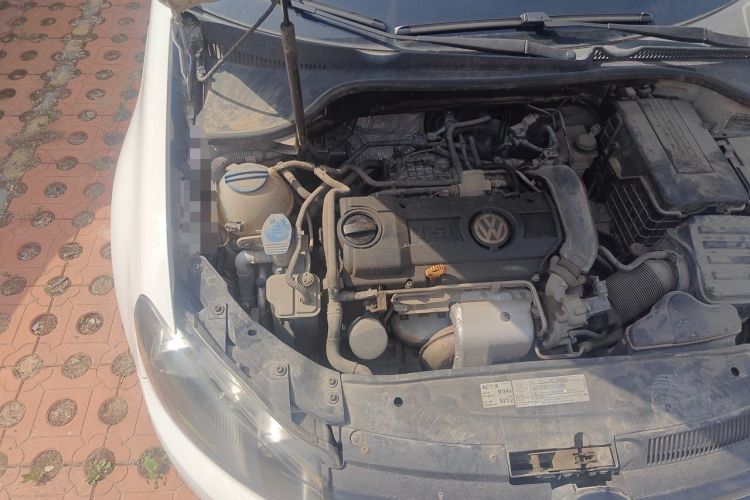 Used Volkswagen Golf 2012 1.4 TSI Automatic Comfort Edition Engine Bay Right