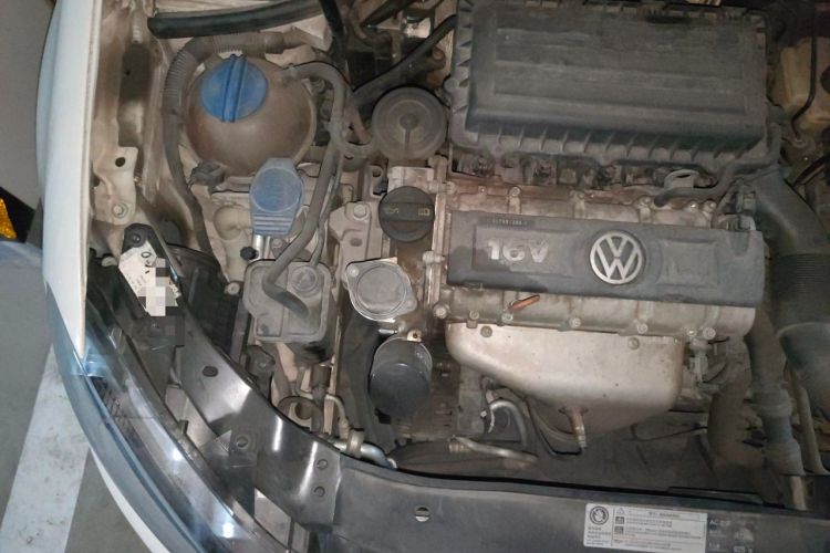 Used Volkswagen Golf 2012 1.6L Automatic Comfort Model Engine Bay Right