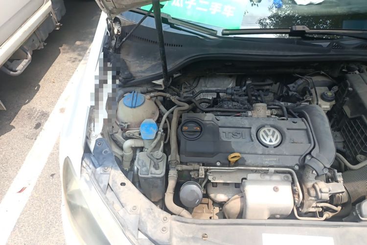 Used Volkswagen Golf 2012 1.4 TSI Automatic Comfort Edition Engine Bay Right