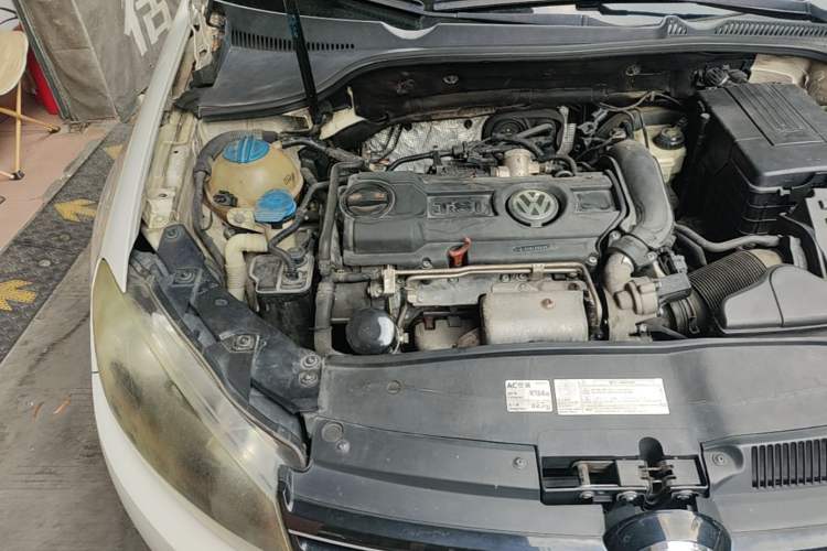 Used Volkswagen Golf 2012 1.4 TSI Automatic Comfort Edition Engine Bay Right