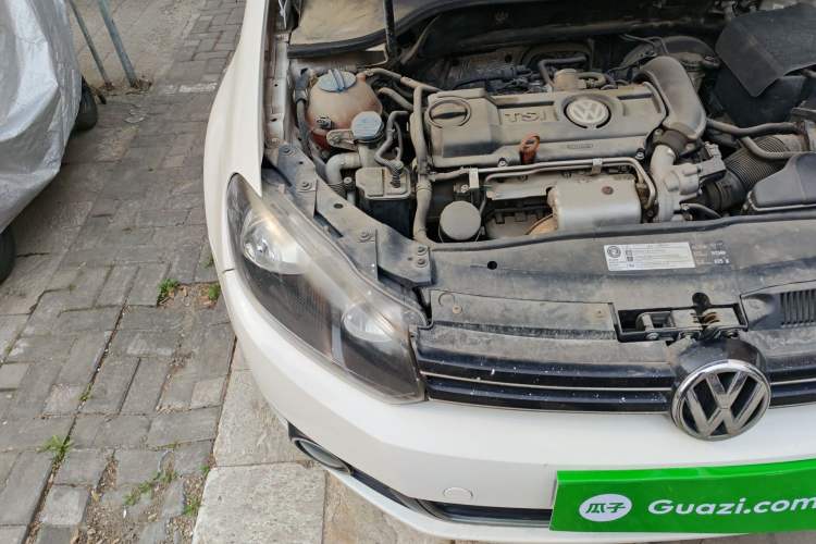 Used Volkswagen Golf 2012 1.4 TSI Manual Comfort Edition Engine Bay Right