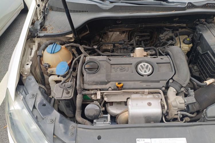 Used Volkswagen Golf 2012 1.4 TSI Automatic Comfort Edition Engine Bay Right