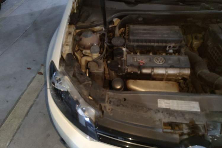 Used Volkswagen Golf 2012 1.6L Automatic Comfort Model Engine Bay Right