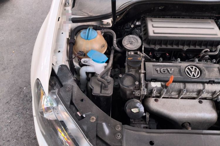 Used Volkswagen Golf 2012 1.6L Automatic Comfort Model Engine Bay Right