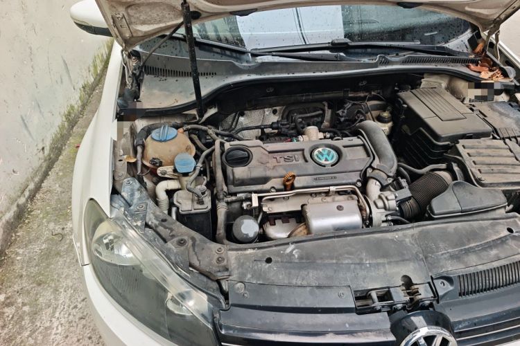 Used Volkswagen Golf 2012 1.4 TSI Automatic Comfort Edition Engine Bay Right