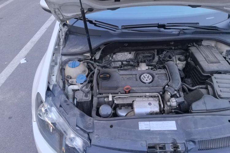 Used Volkswagen Golf 2012 1.4 TSI Automatic Comfort Edition Engine Bay Right