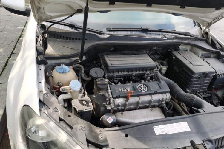Used Volkswagen Golf 2012 1.6L Automatic Comfort Model Engine Bay Right