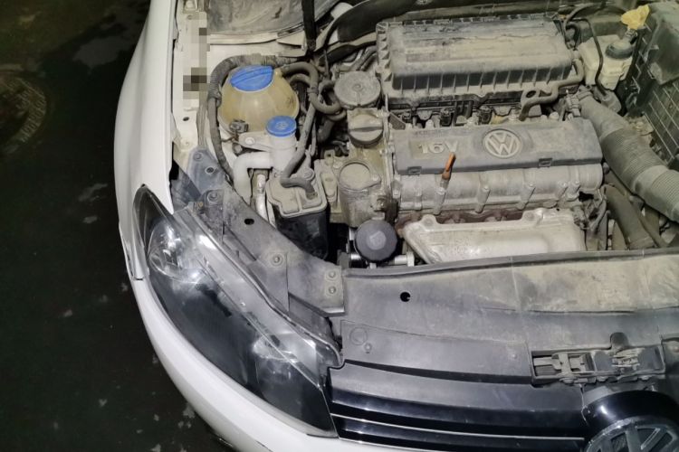 Used Volkswagen Golf 2012 1.6L Automatic Comfort Model Engine Bay Right