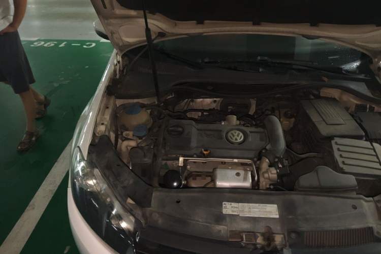 Used Volkswagen Golf 2012 1.4 TSI Automatic Comfort Edition Engine Bay Right