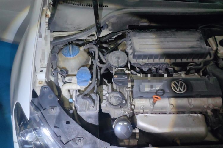 Used Volkswagen Golf 2012 1.6L Automatic Comfort Model Engine Bay Right