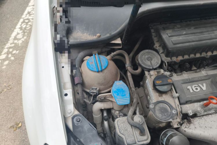 Used Volkswagen Golf 2012 1.6 Manual Fashion Edition Engine Bay Right